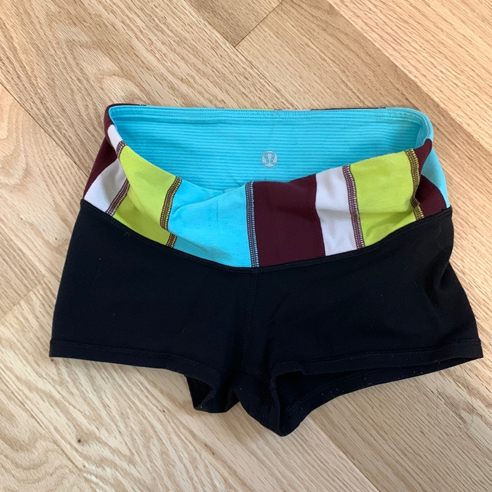 LULULEMON shorts